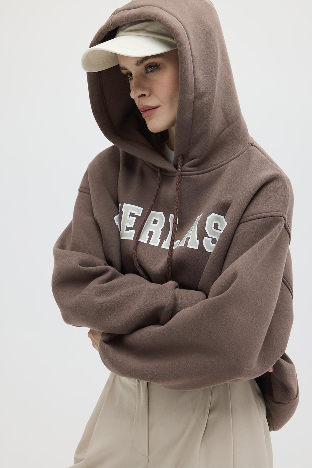 Şardonlu Baskılı Oversize Sweatshirt Kahve